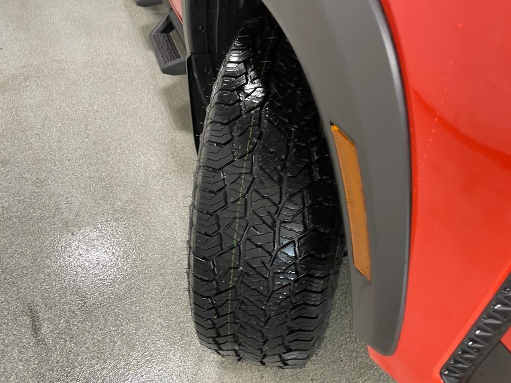 new 2025 Nissan Frontier car