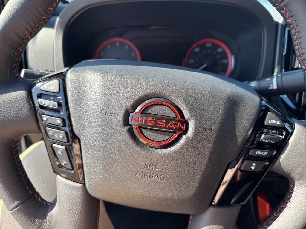 new 2025 Nissan Frontier car