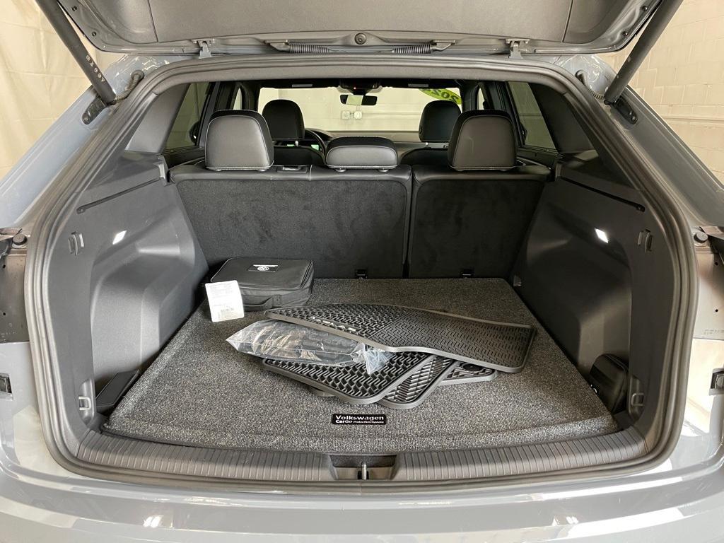 used 2024 Volkswagen Atlas Cross Sport car, priced at $41,997