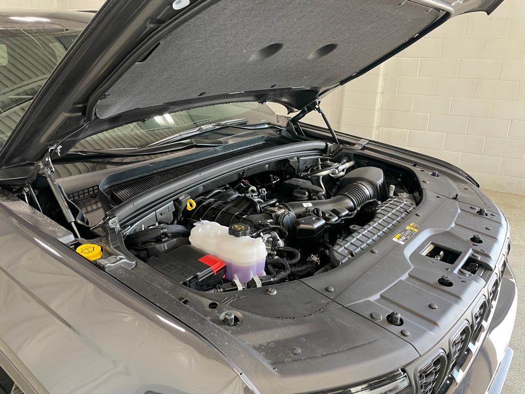 new 2025 Jeep Grand Cherokee car