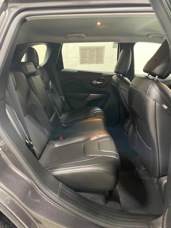 used 2019 Jeep Cherokee car, priced at $19,990