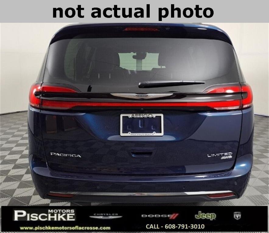 used 2023 Chrysler Pacifica car