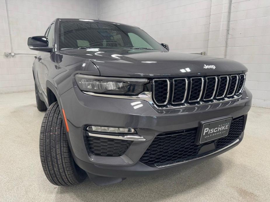 new 2025 Jeep Grand Cherokee car, priced at $45,088