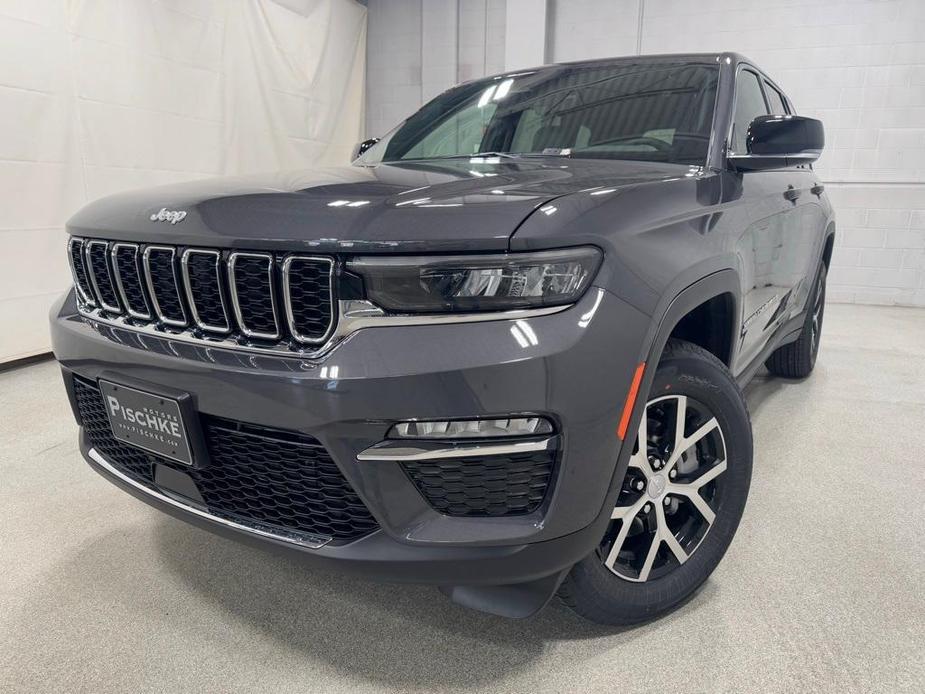 new 2025 Jeep Grand Cherokee car, priced at $45,088