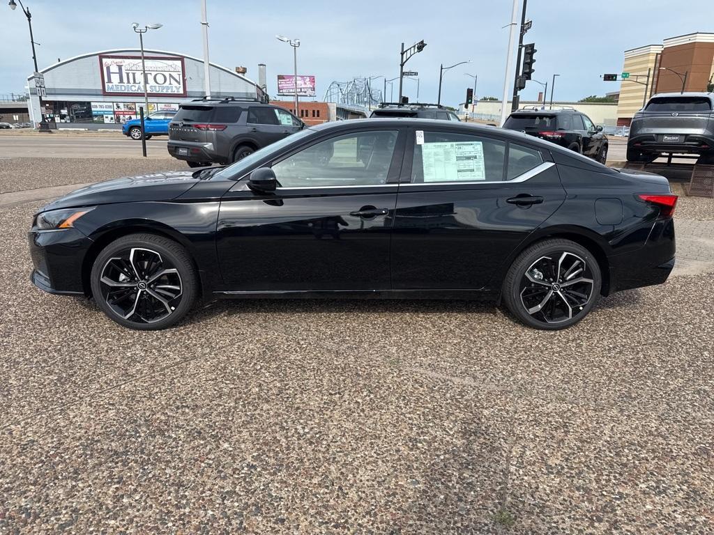 new 2025 Nissan Altima car