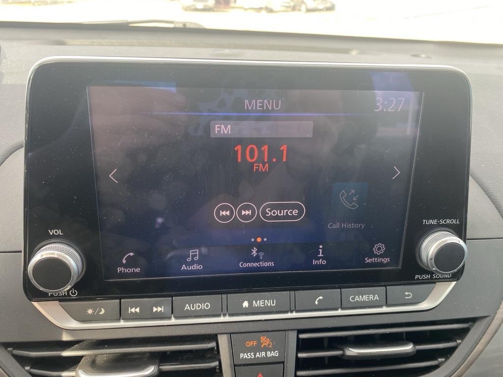 used 2023 Nissan Altima car