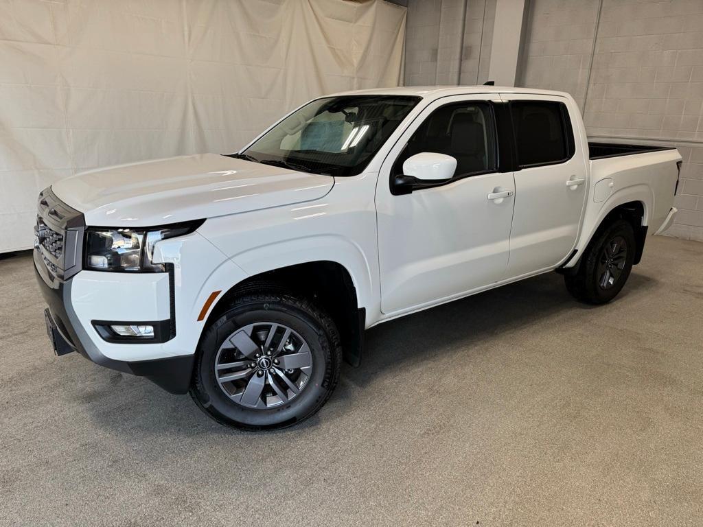 new 2025 Nissan Frontier car