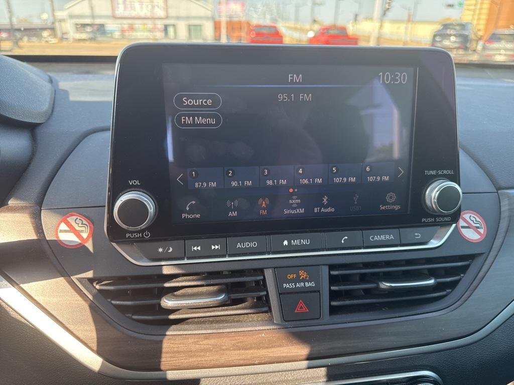 used 2023 Nissan Altima car