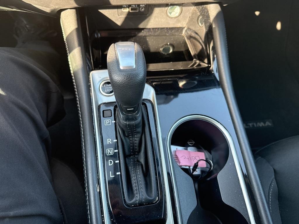 used 2023 Nissan Altima car