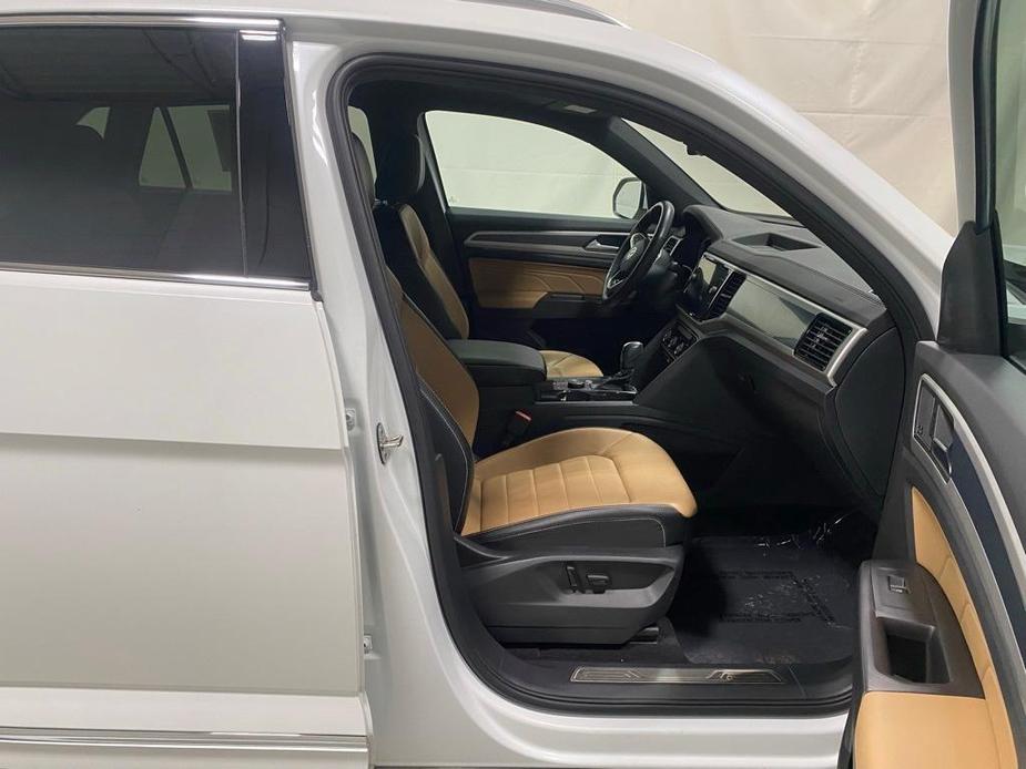 used 2022 Volkswagen Atlas Cross Sport car, priced at $34,990