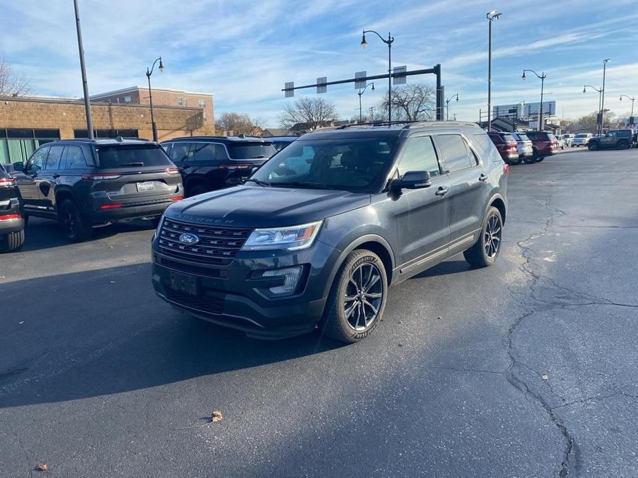 used 2017 Ford Explorer car