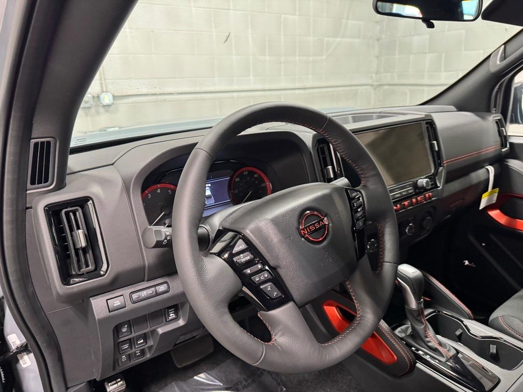 new 2025 Nissan Frontier car