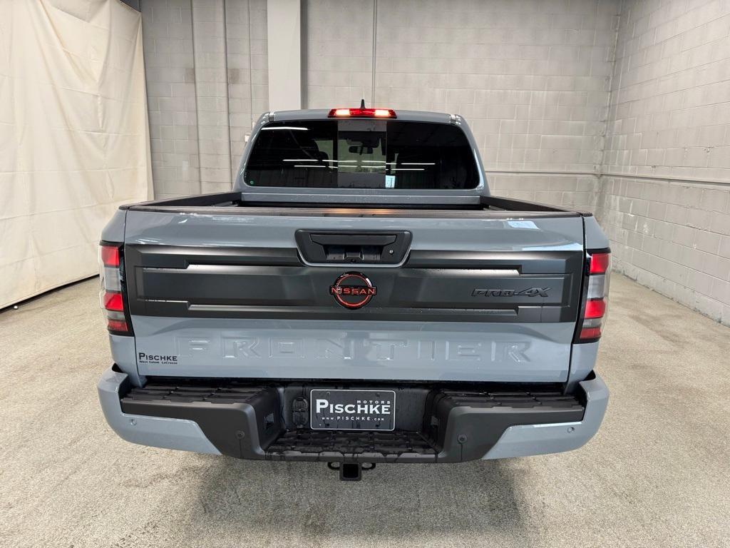 new 2025 Nissan Frontier car
