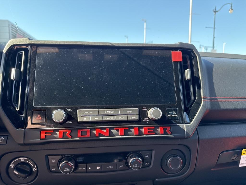 new 2025 Nissan Frontier car