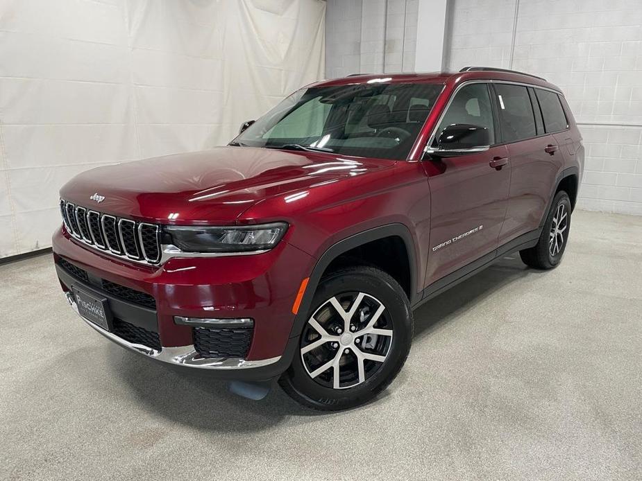 new 2025 Jeep Grand Cherokee L car, priced at $49,401