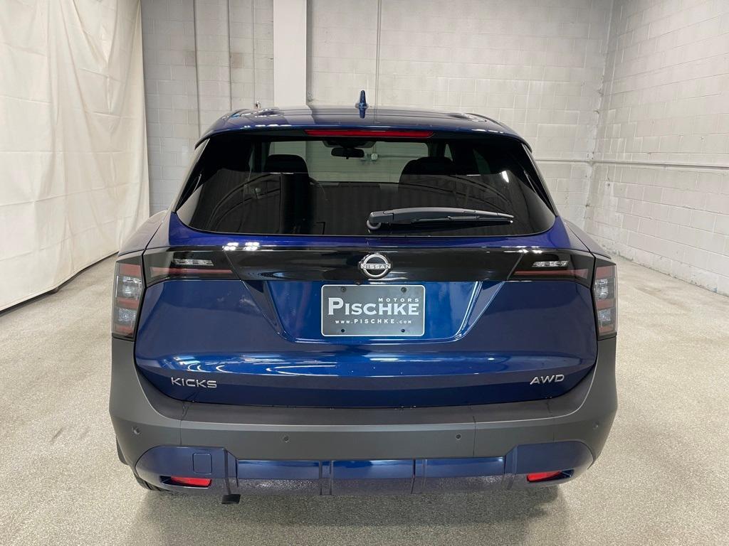 new 2025 Nissan Kicks car, priced at $26,900