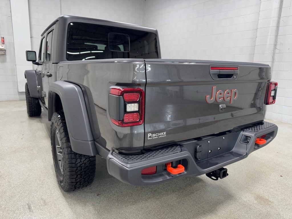 new 2024 Jeep Gladiator car, priced at $58,065