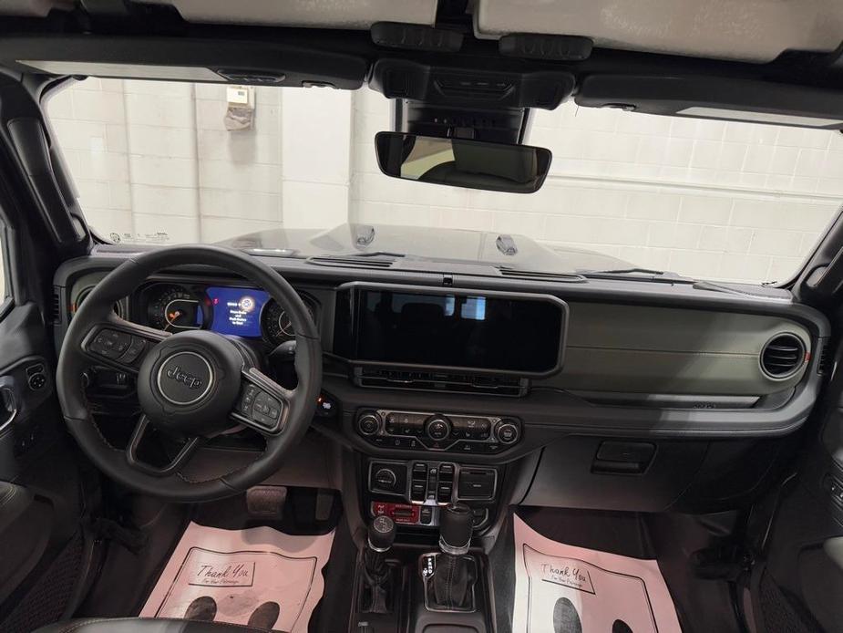 new 2024 Jeep Gladiator car, priced at $58,065