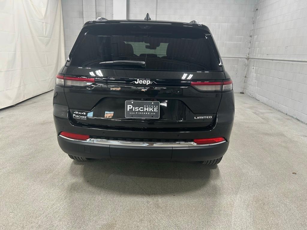 used 2024 Jeep Grand Cherokee car, priced at $40,988