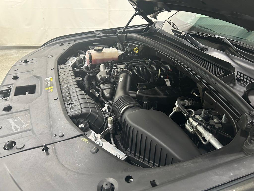 used 2024 Jeep Grand Cherokee car, priced at $40,988