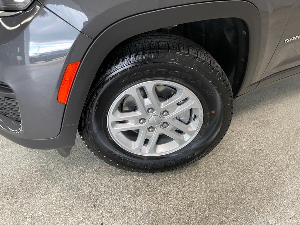 new 2025 Jeep Grand Cherokee car