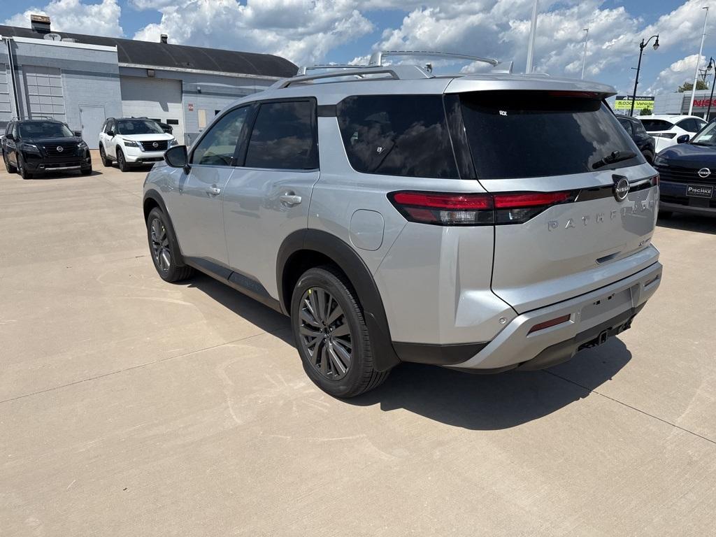 new 2025 Nissan Pathfinder car