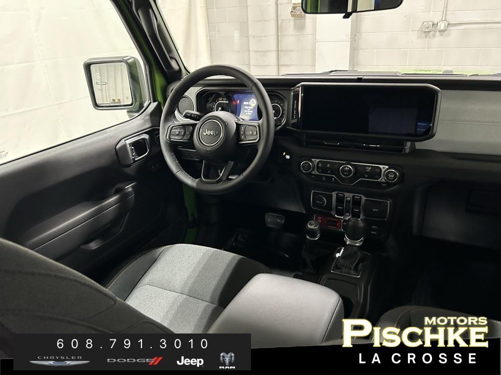 new 2025 Jeep Wrangler car