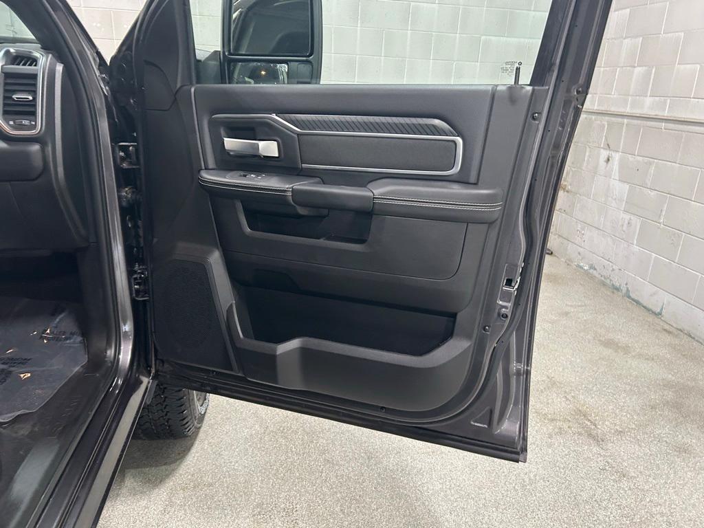 new 2025 Ram 2500 car