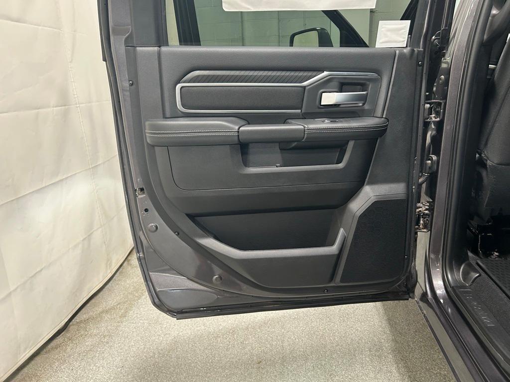 new 2025 Ram 2500 car