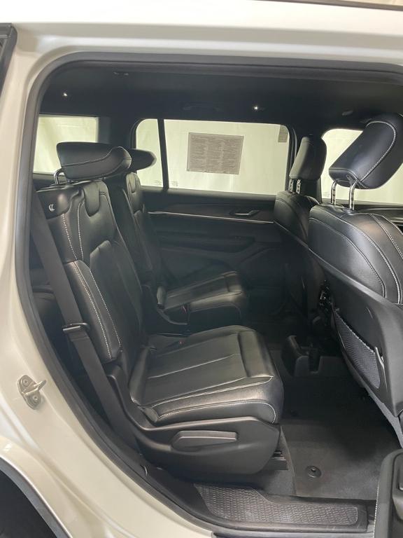 used 2024 Jeep Grand Cherokee L car, priced at $39,990