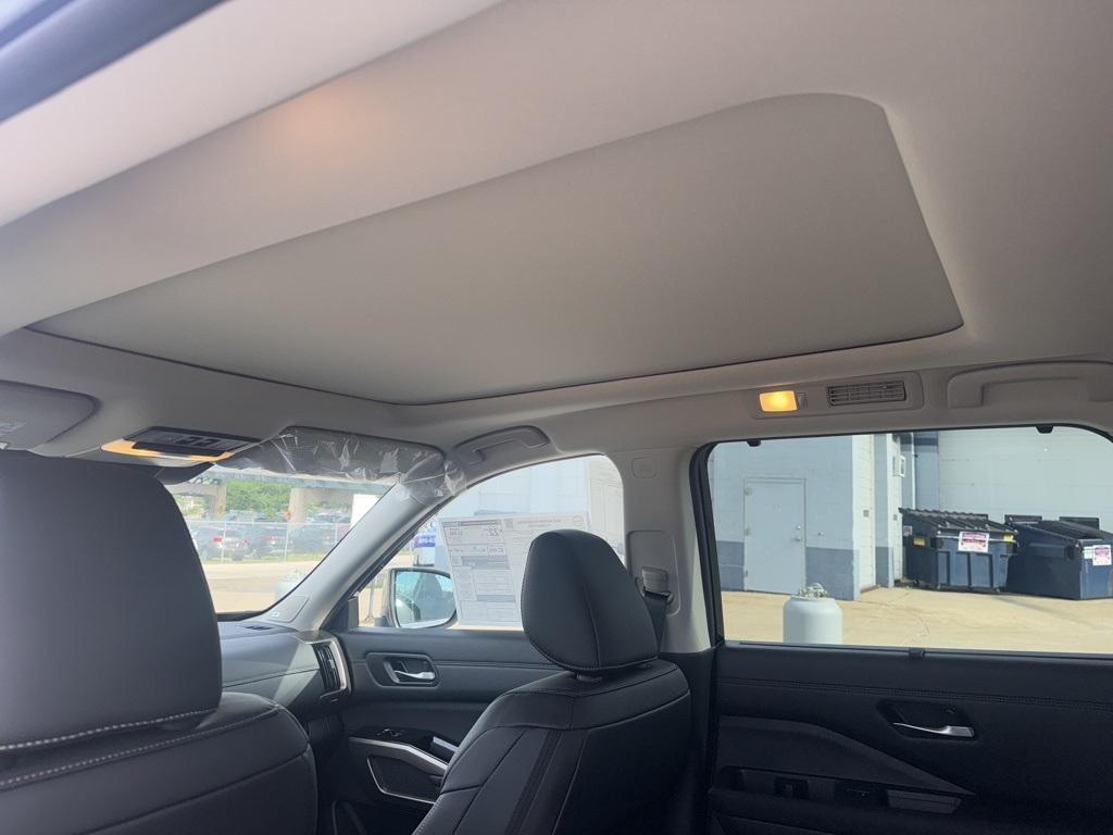 new 2025 Nissan Pathfinder car