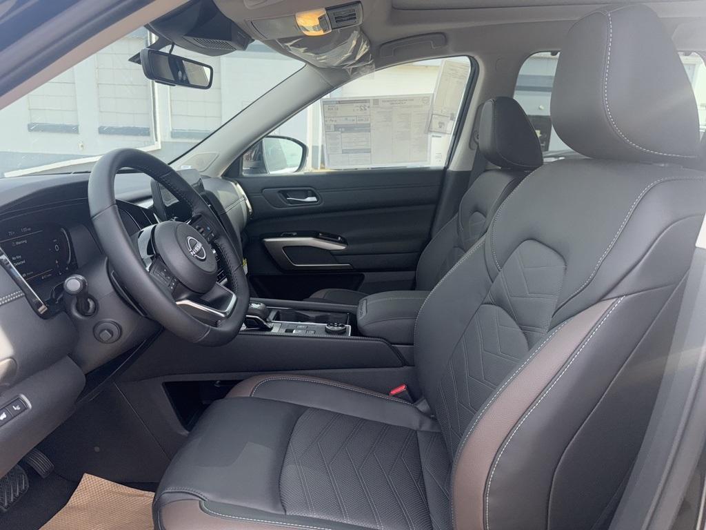 new 2025 Nissan Pathfinder car