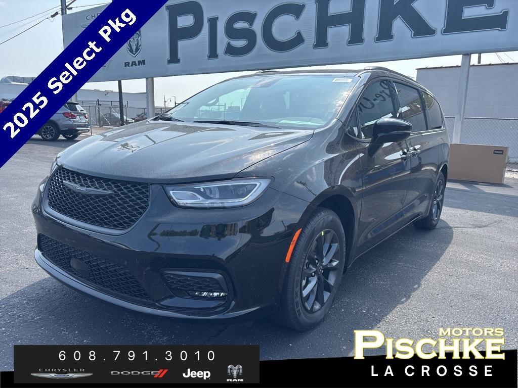 new 2025 Chrysler Pacifica car