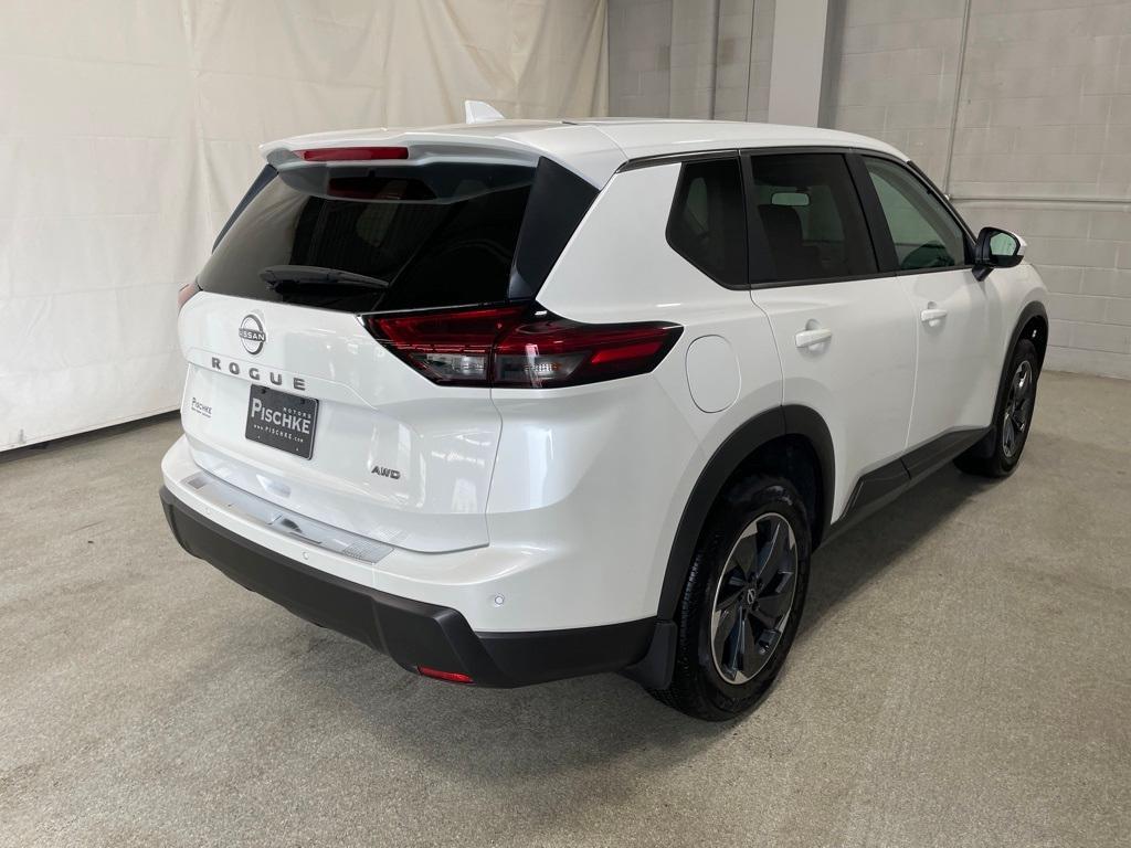 used 2025 Nissan Rogue car, priced at $31,990