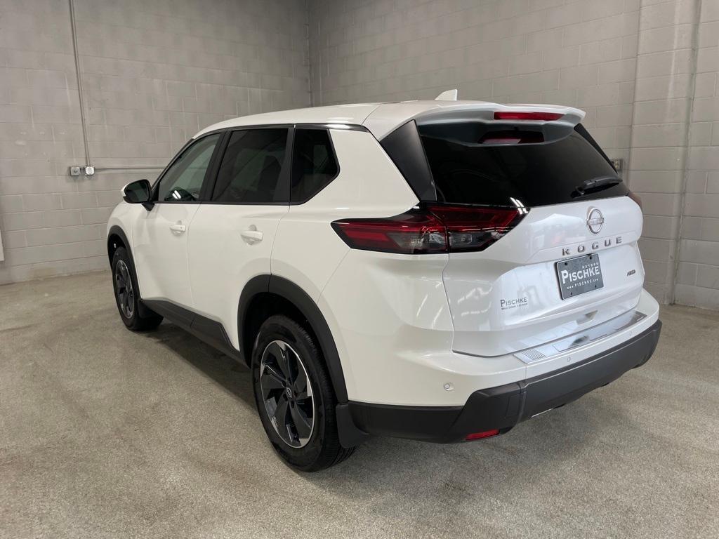 used 2025 Nissan Rogue car, priced at $31,990