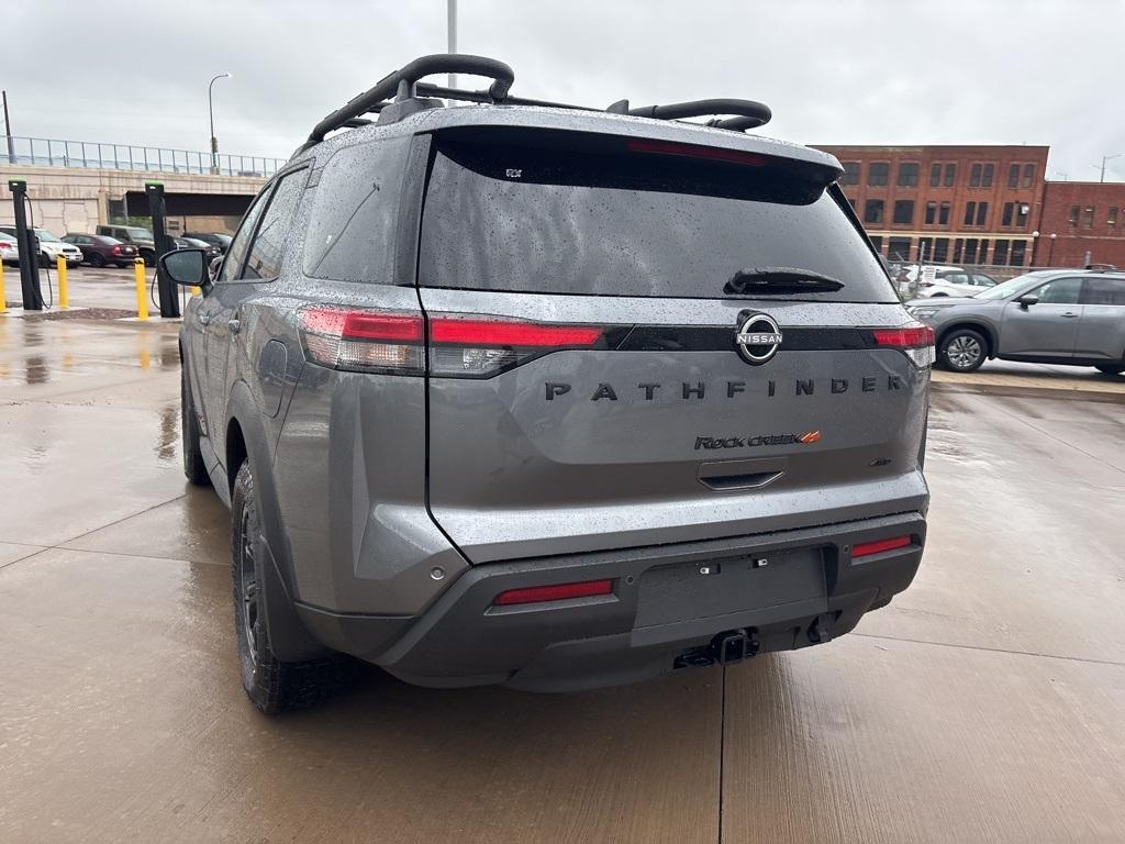 new 2025 Nissan Pathfinder car
