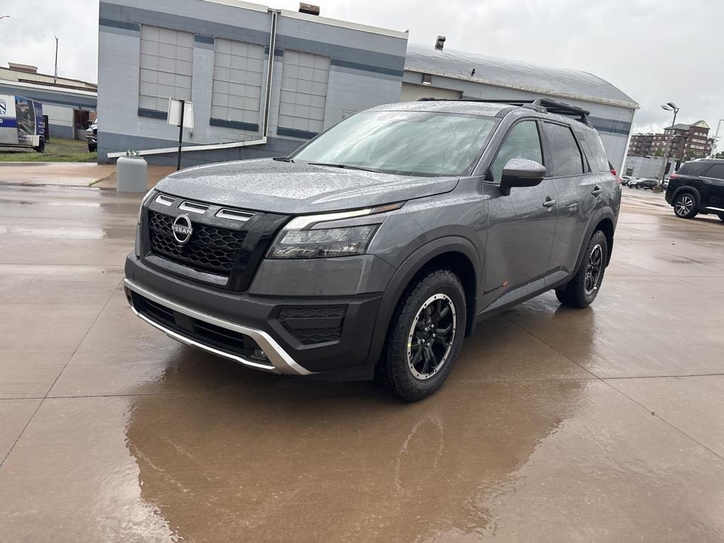 new 2025 Nissan Pathfinder car