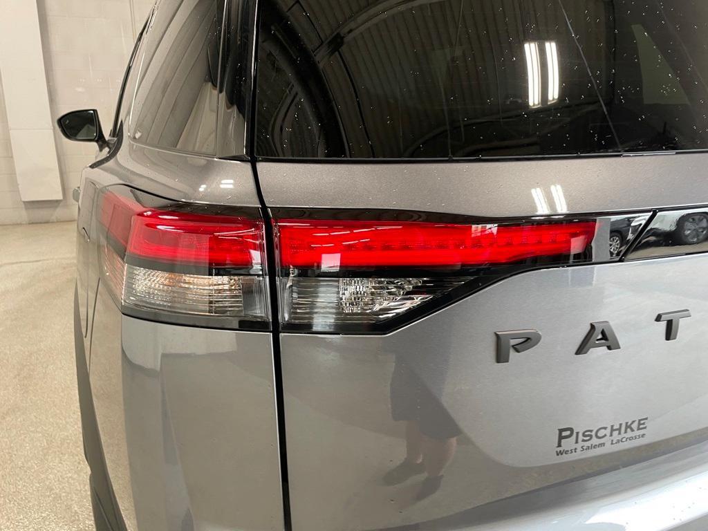 new 2025 Nissan Pathfinder car