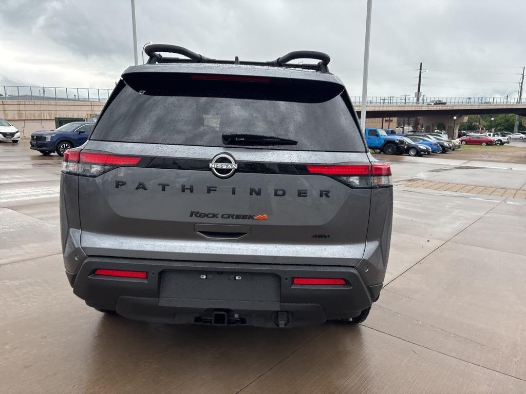 new 2025 Nissan Pathfinder car