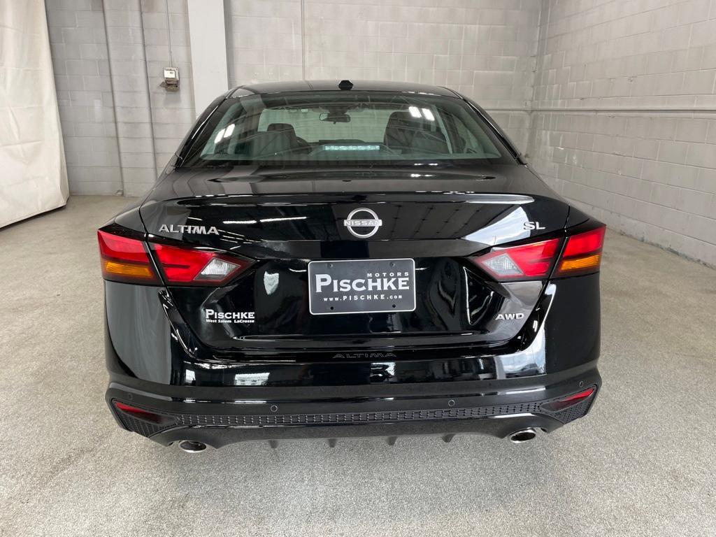 new 2025 Nissan Altima car