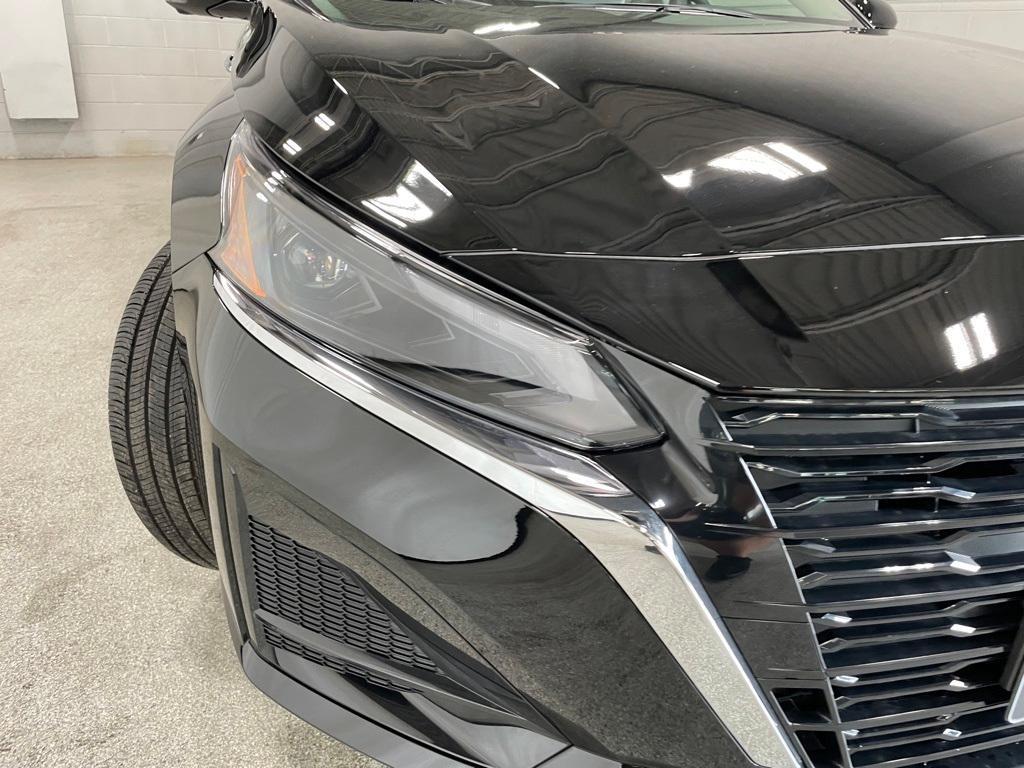 new 2025 Nissan Altima car