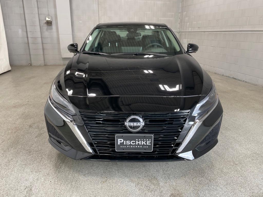 new 2025 Nissan Altima car