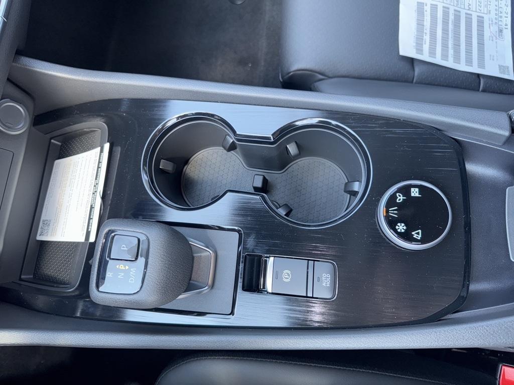 new 2025 Nissan Rogue car
