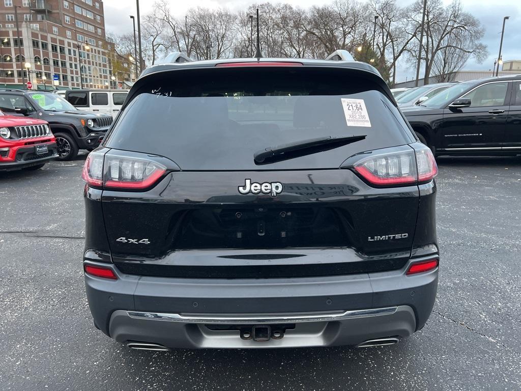 used 2019 Jeep Cherokee car