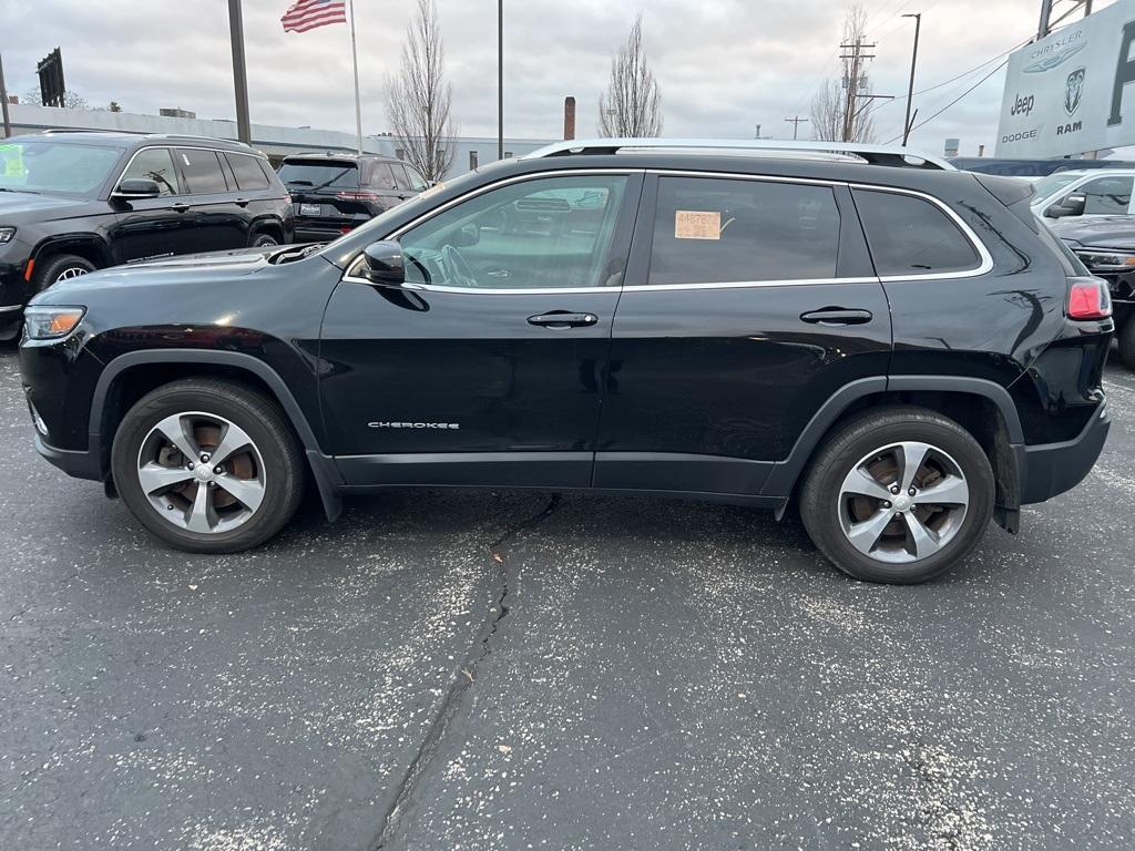 used 2019 Jeep Cherokee car