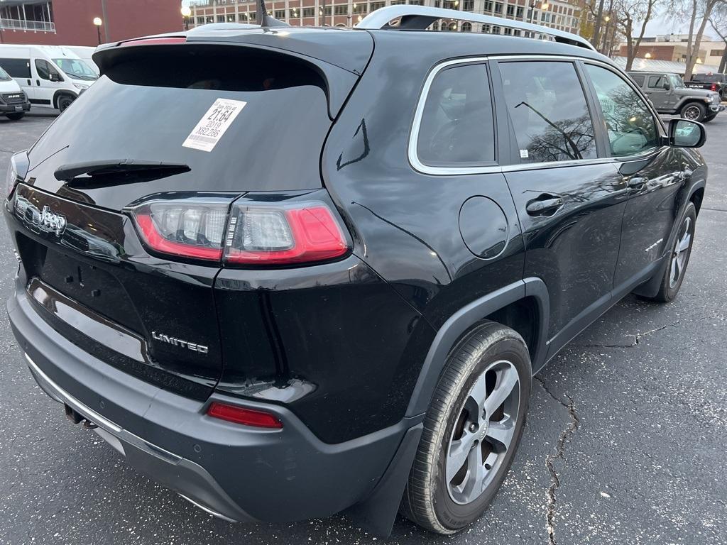 used 2019 Jeep Cherokee car