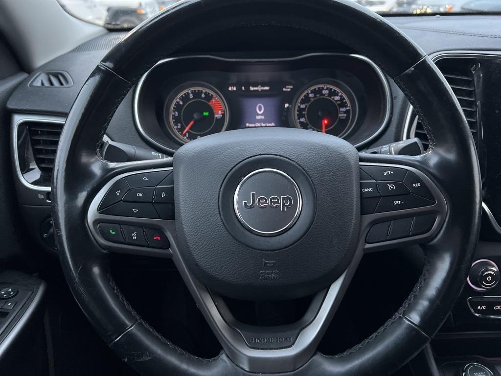 used 2019 Jeep Cherokee car