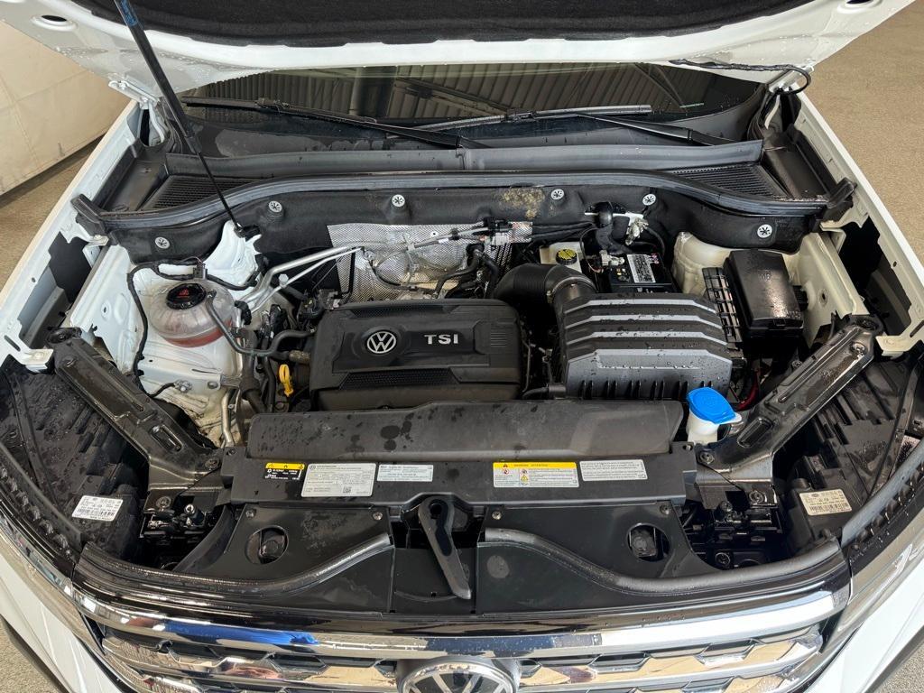 used 2022 Volkswagen Atlas Cross Sport car, priced at $28,990