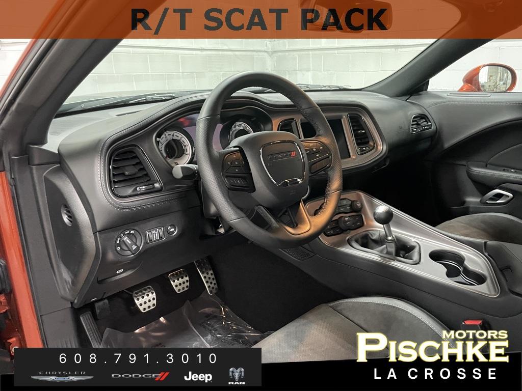 new 2023 Dodge Challenger car