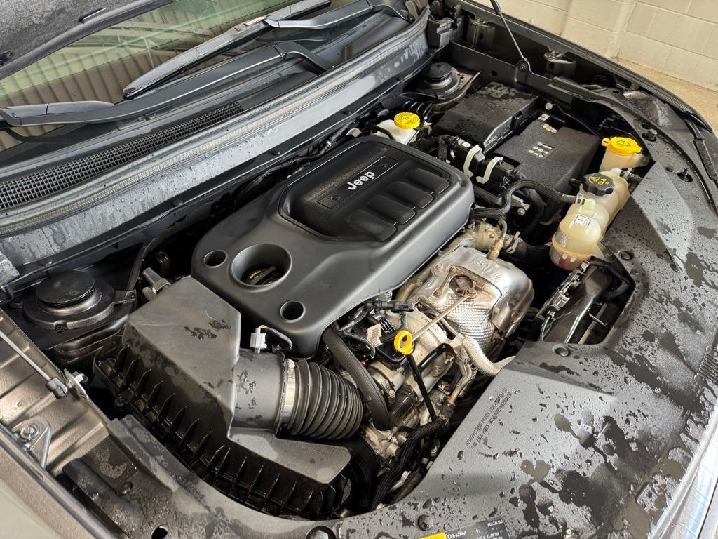 used 2022 Jeep Cherokee car, priced at $25,990